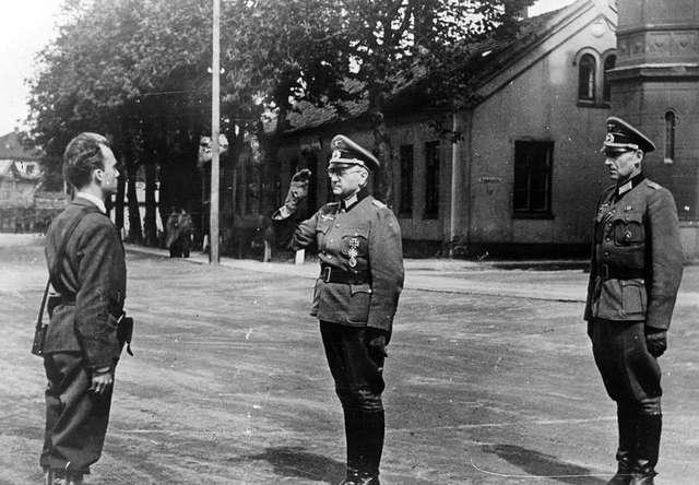 German surrender of Akershus Fortress to Terje Rollem on 11 May 1945.